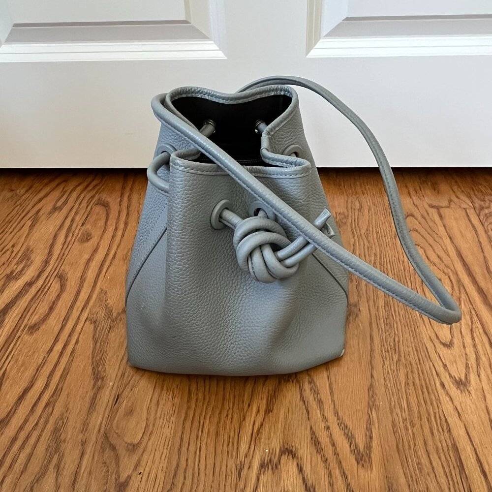 Vasic BOND MINI Bucket Bag - Blue